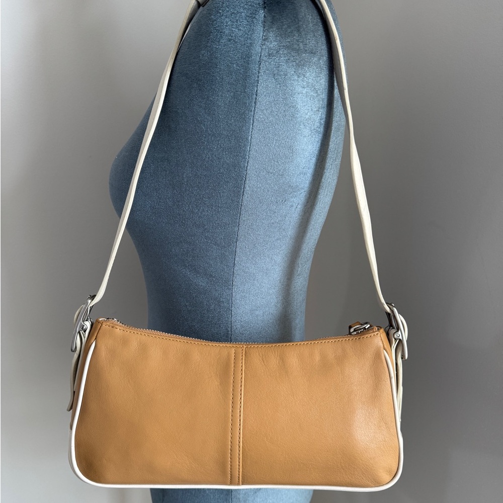 Vintage Coach Hamptons Spectator Leather Demi 4447